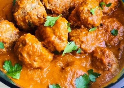 Baked Meatballs in Red Pepper Sauce